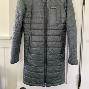 Patagonia Womens Radalie Parka. Size M. Green grey color.